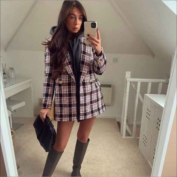 Blogger FAVORITE rare Zara tweed blazer - Picture 2 of 8